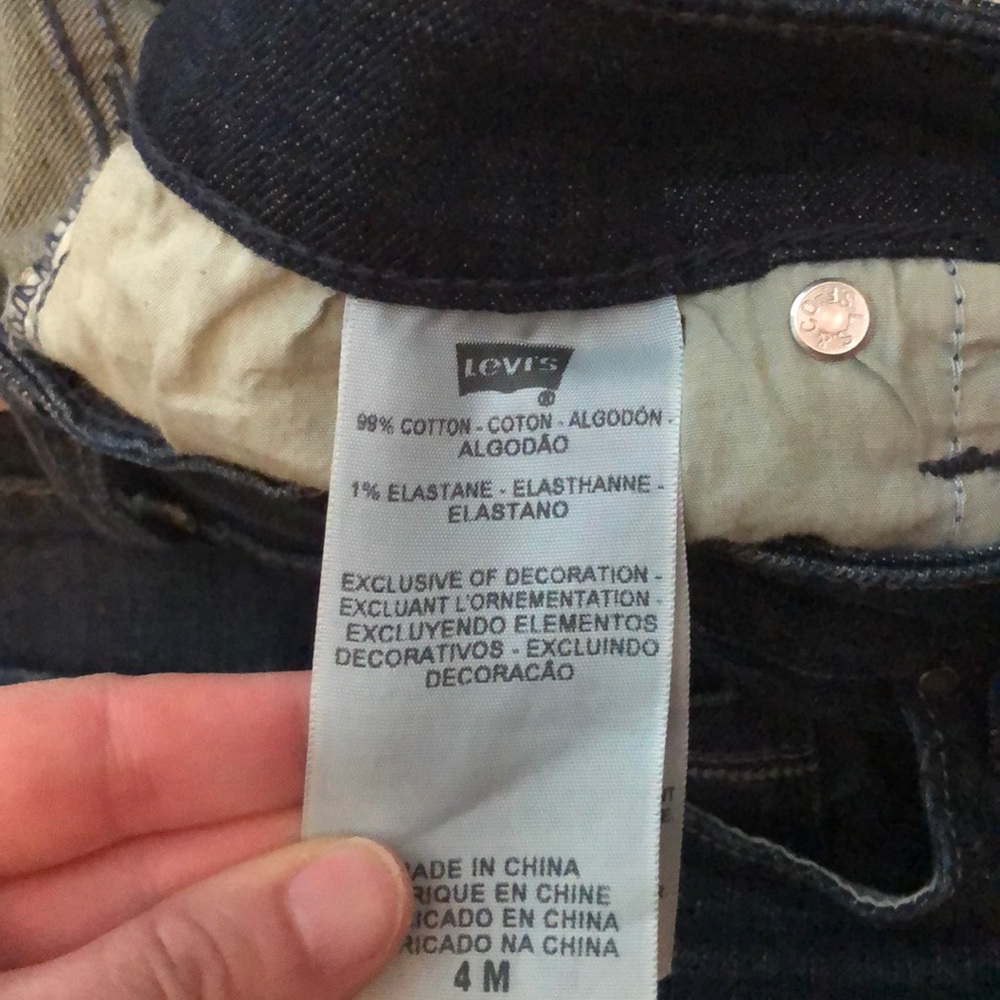 Levi’s Mid Rise Skinny jeans size 4 - Picture 3 of 4